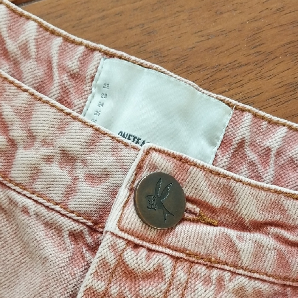 One Teaspoon Pink Acid Wash Rollers Short - Picture 3 of 7